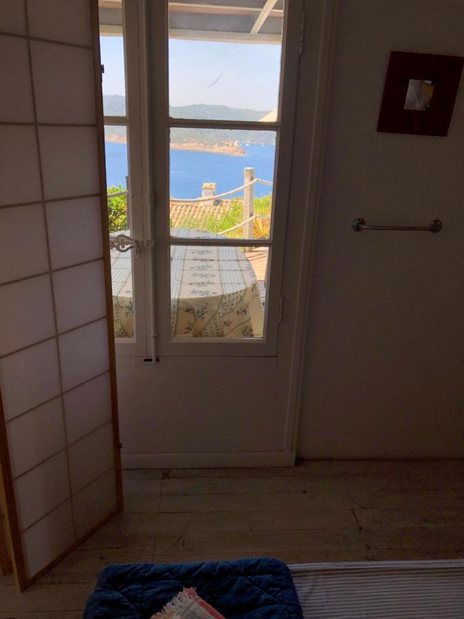 Les Oreades, Studio Le Marin Avec Vue Mer Imprenable Apartment Ile du Levant Exterior photo